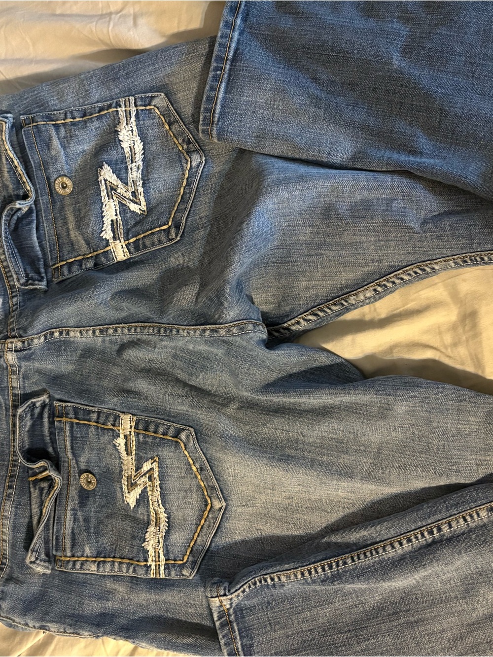 Flypaper Men's Light Blue Straight Jeans with Distressed Back Pockets